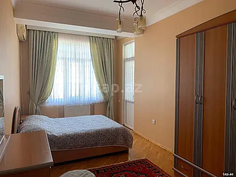 Kirayə verilir 4 otaqlı yeni tikili 200 m²