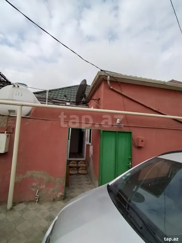 Satılır 3 otaqlı həyət evi