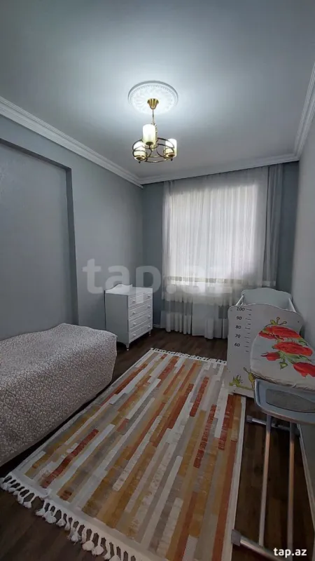 Satılır 3 otaqlı yeni tikili 85 m²