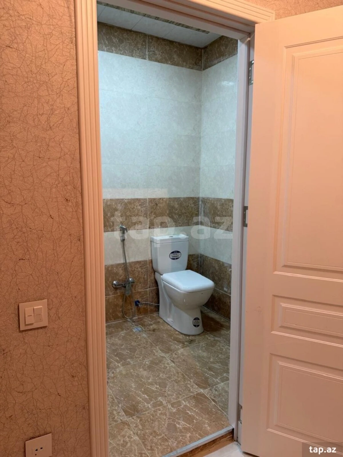 Kirayə verilir 2 otaqlı yeni tikili 65 m²