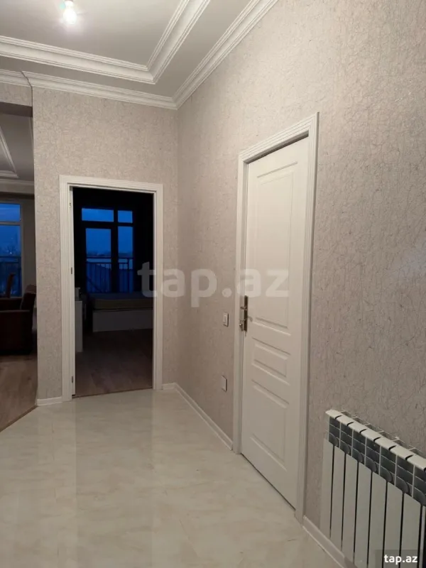 Kirayə verilir 2 otaqlı yeni tikili 65 m²