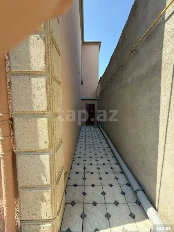 Satılır 5 otaqlı həyət evi
