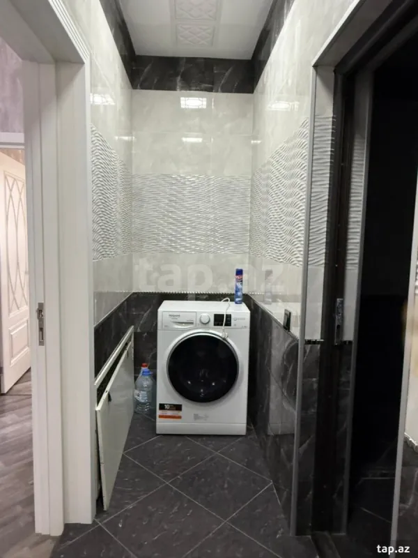 Satılır 5 otaqlı həyət evi