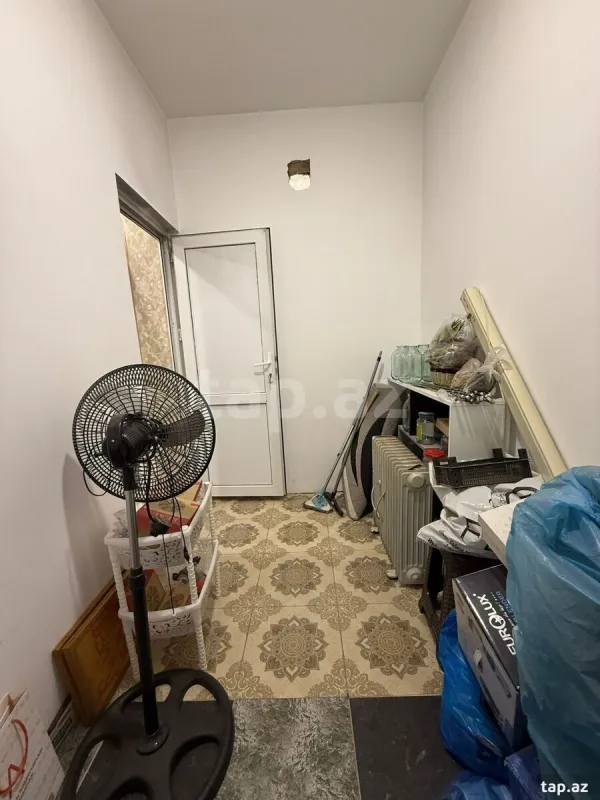 Satılır 5 otaqlı həyət evi