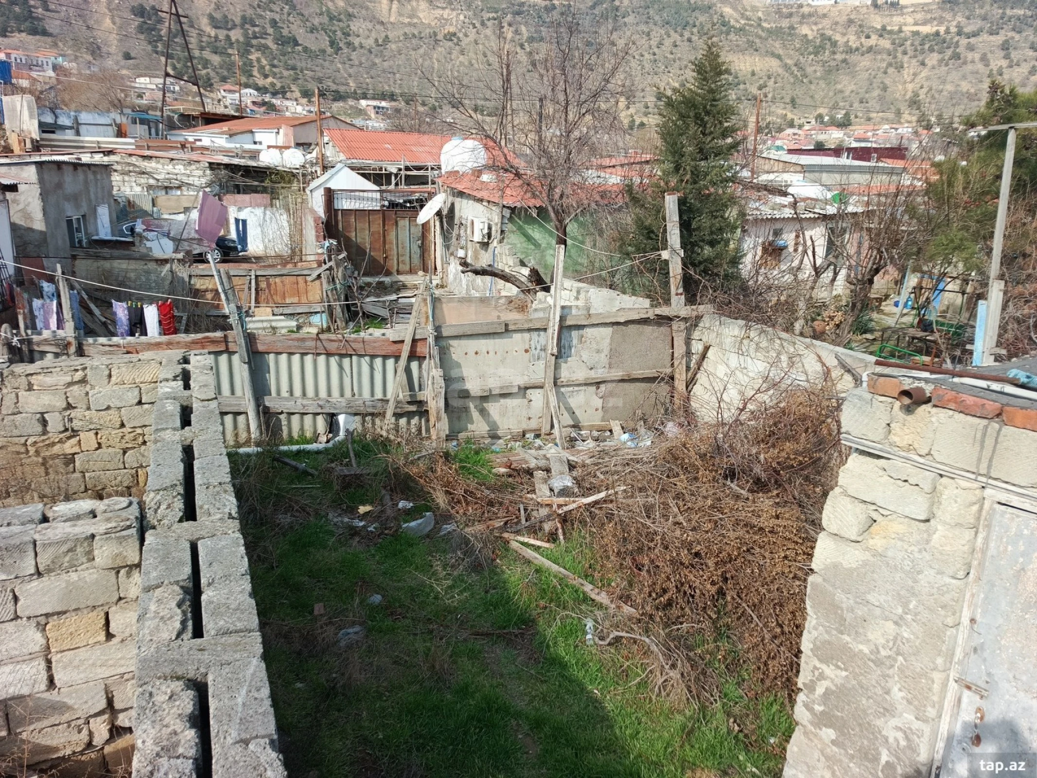 Satılır torpaq sahəsi