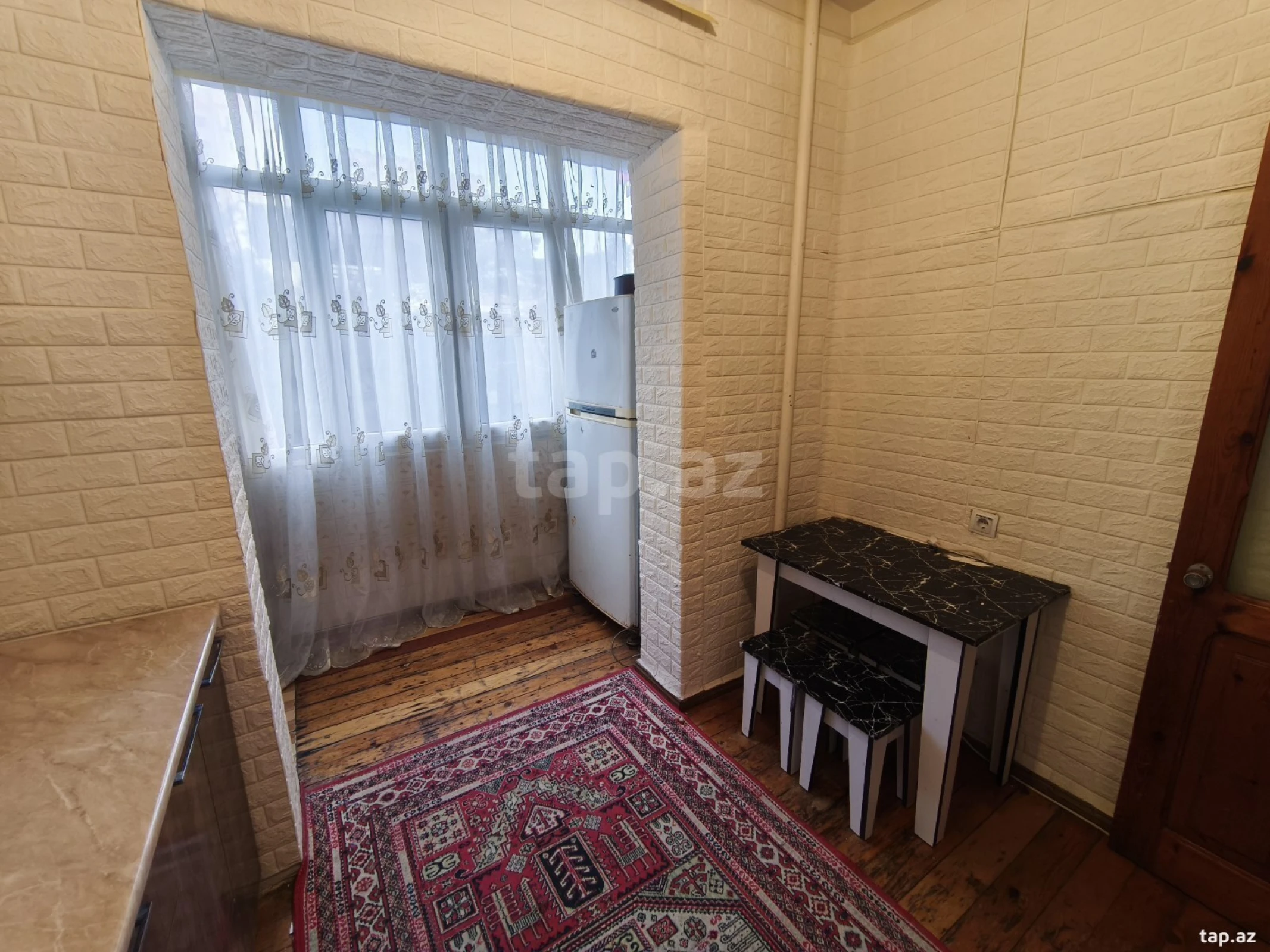 Kirayə verilir 2 otaqlı mənzil 55 m²