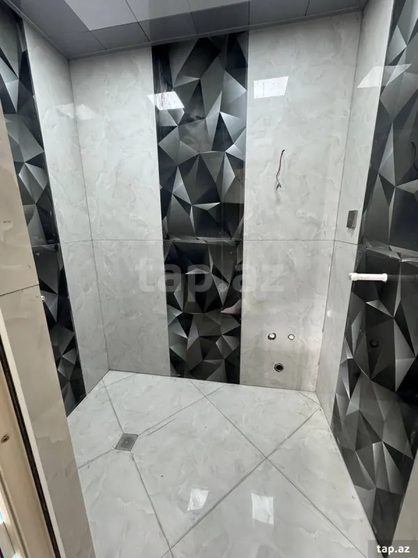 Satılır 2 otaqlı yeni tikili 51 m²