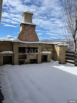 Kirayə verilir 6 otaqlı həyət evi