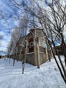 Kirayə verilir 6 otaqlı həyət evi