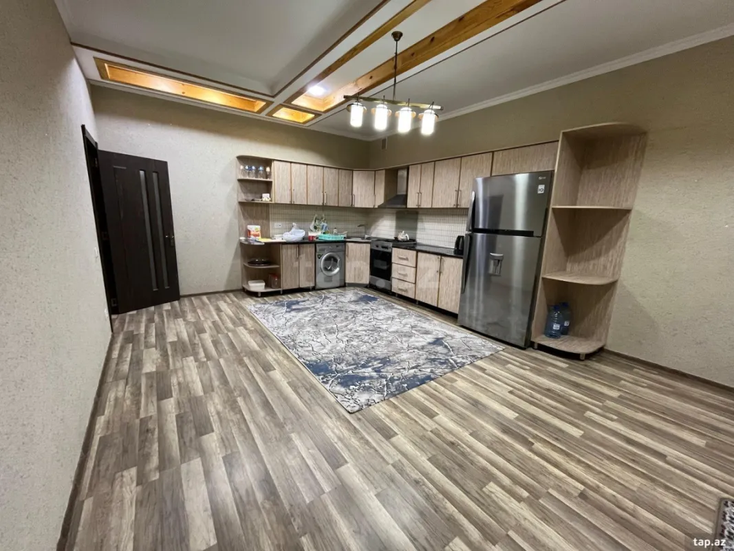 Kirayə verilir 6 otaqlı həyət evi