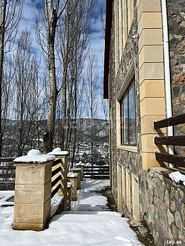 Kirayə verilir 6 otaqlı həyət evi