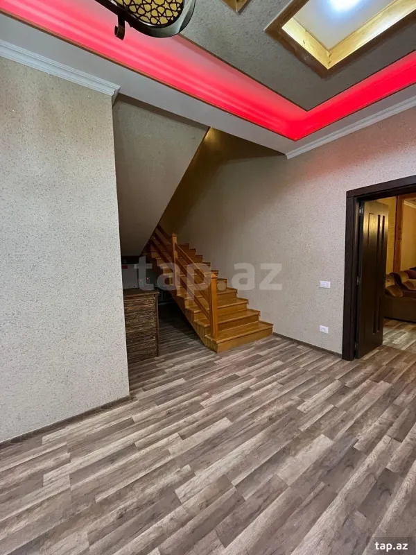 Kirayə verilir 6 otaqlı həyət evi