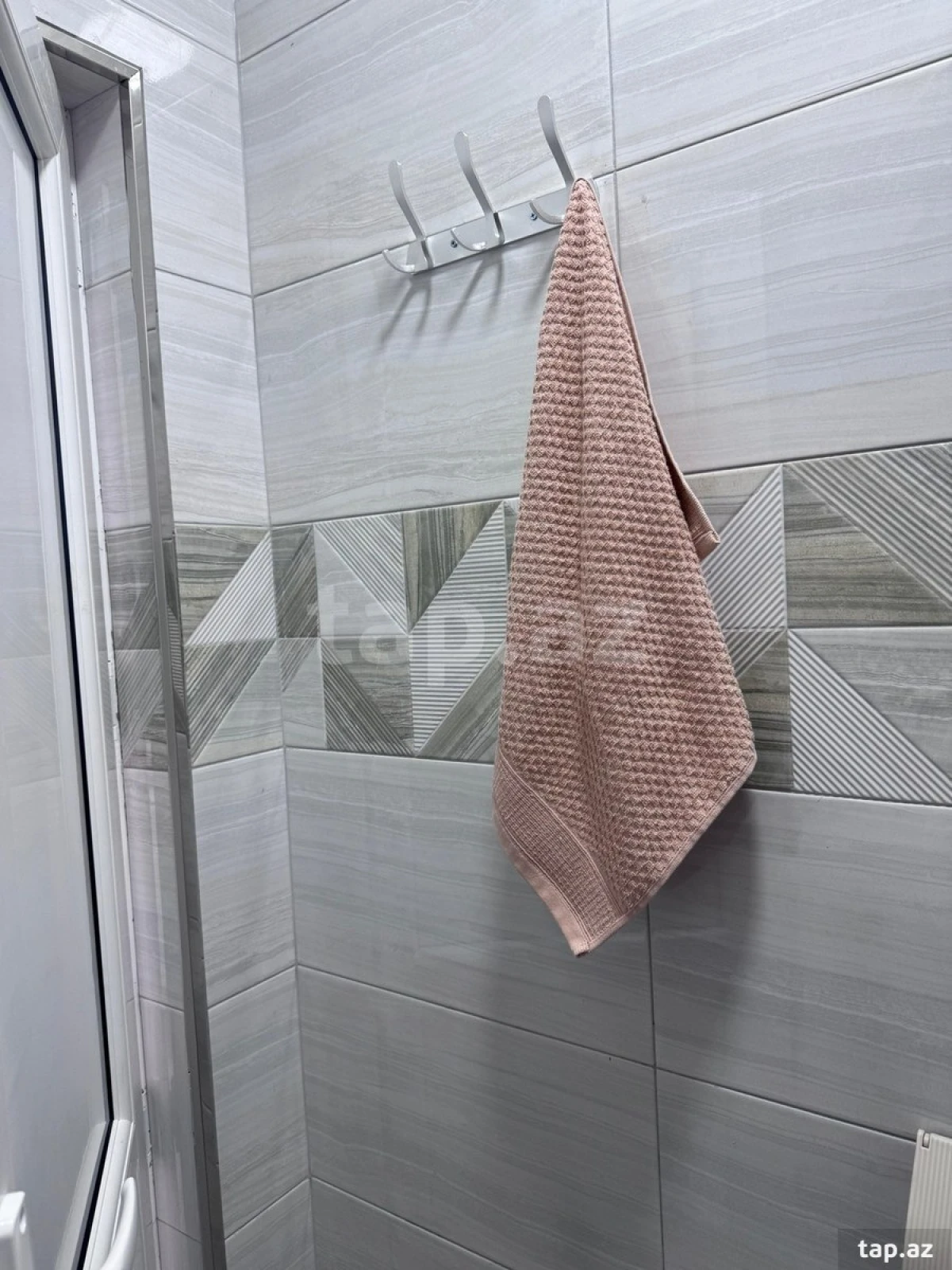 Kirayə verilir 3 otaqlı həyət evi