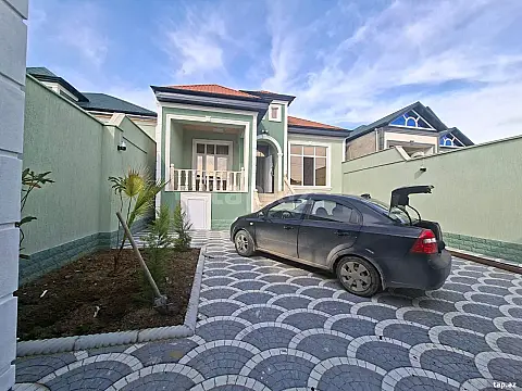 Satılır 4 otaqlı həyət evi