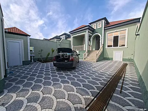 Satılır 4 otaqlı həyət evi
