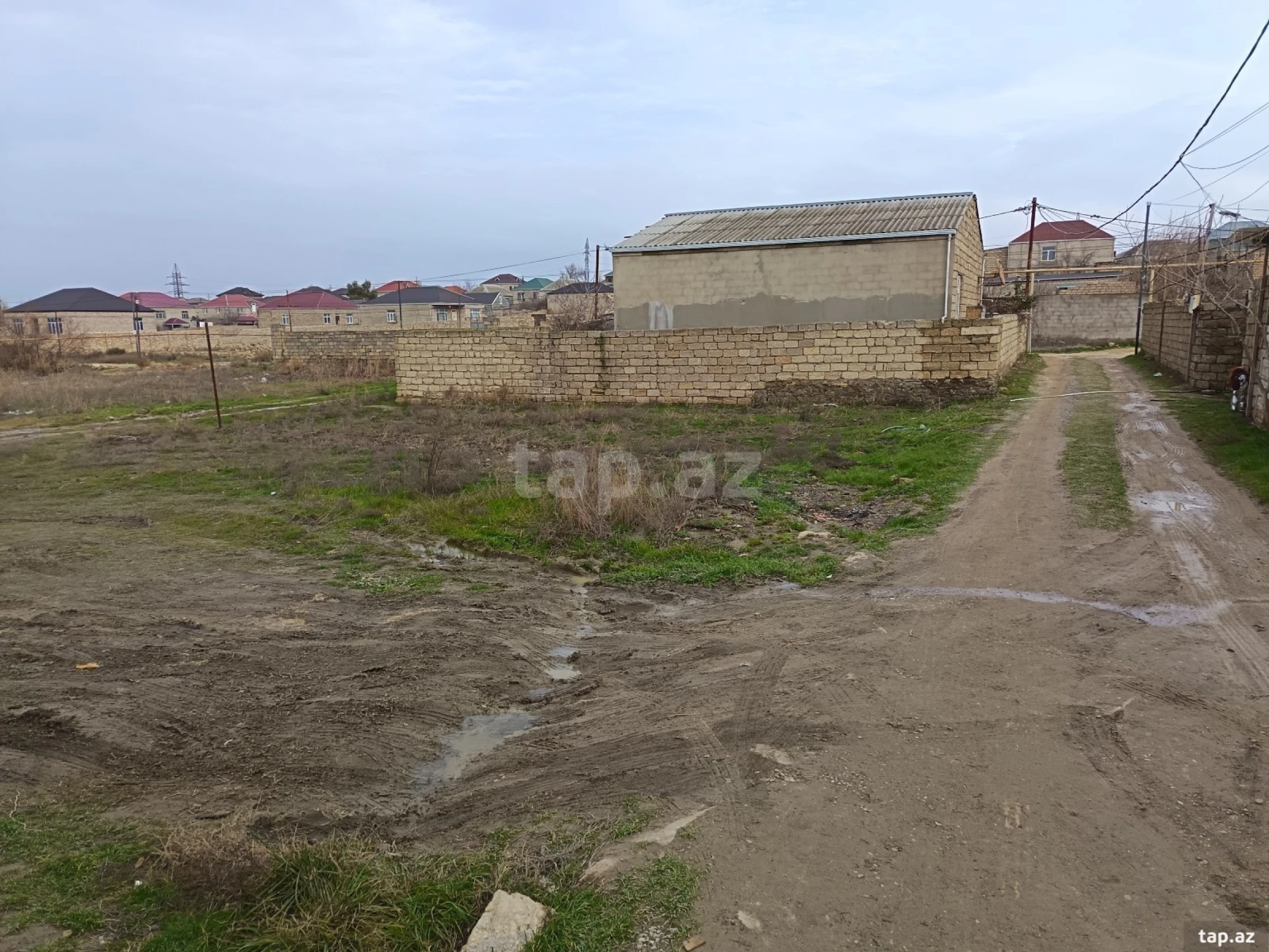 Satılır torpaq sahəsi