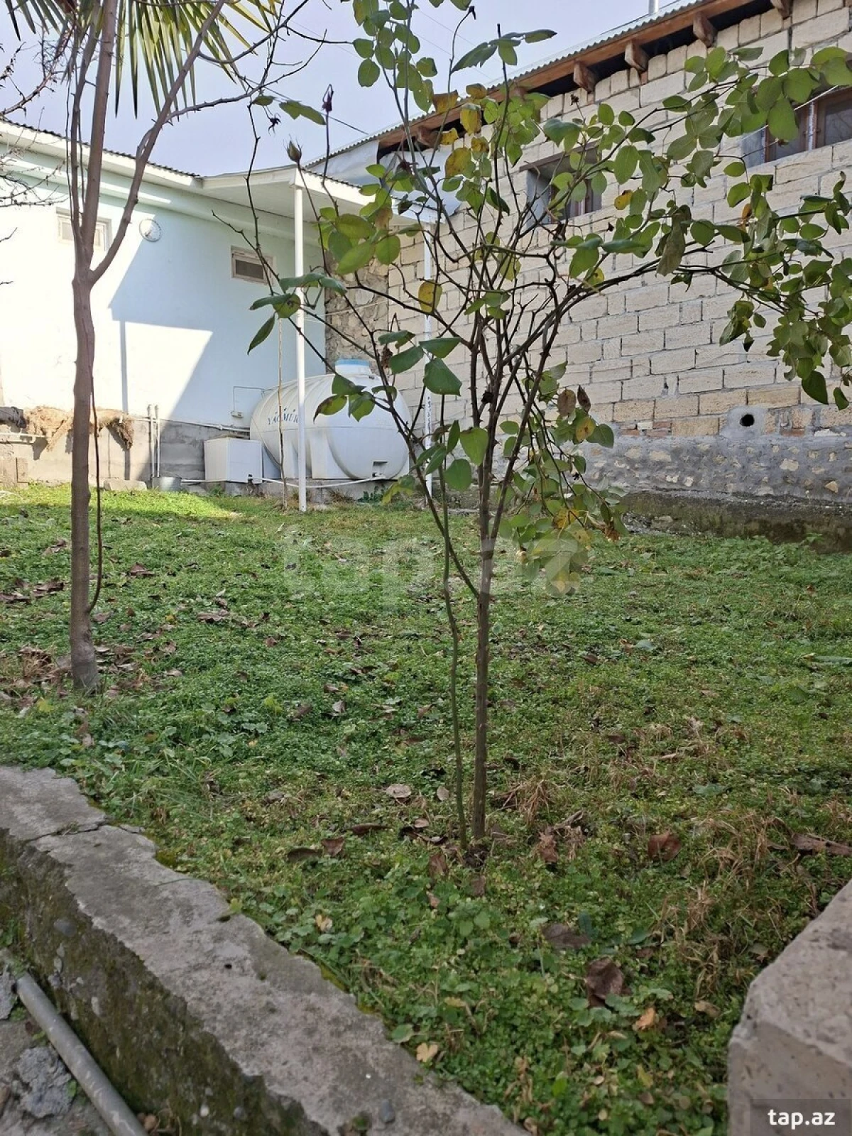 Satılır 3 otaqlı həyət evi