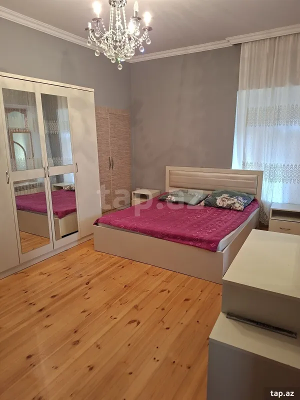 Satılır 3 otaqlı həyət evi