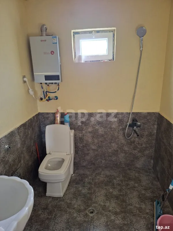 Satılır 3 otaqlı həyət evi