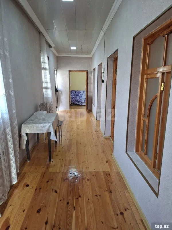 Satılır 3 otaqlı həyət evi