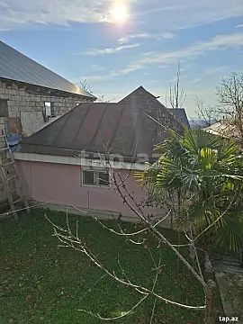 Satılır 3 otaqlı həyət evi