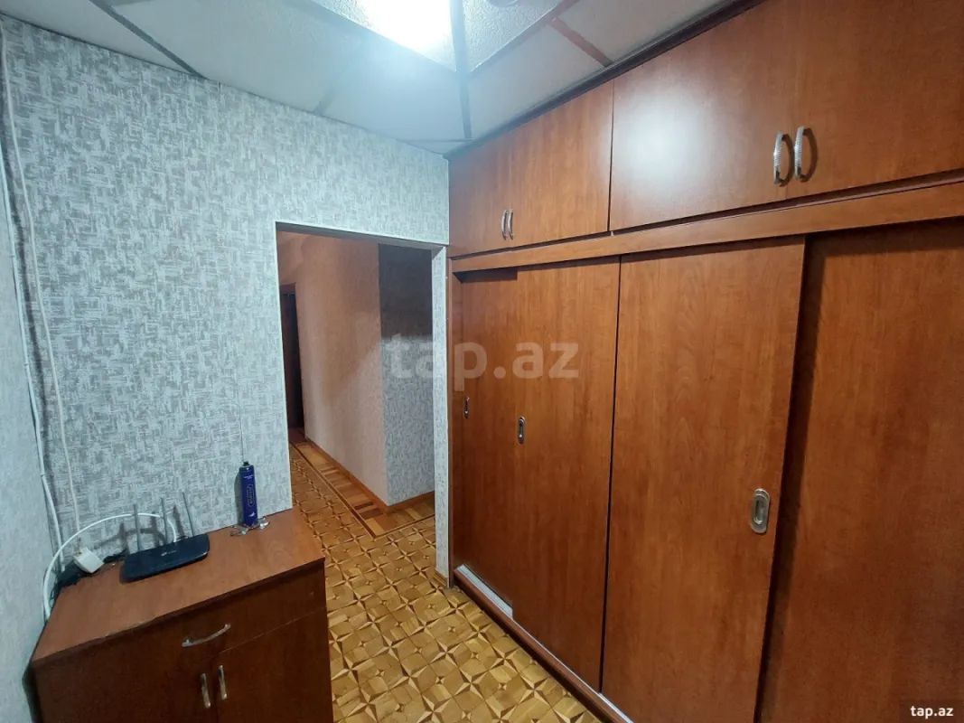 Satılır 5 otaqlı mənzil 133 m²