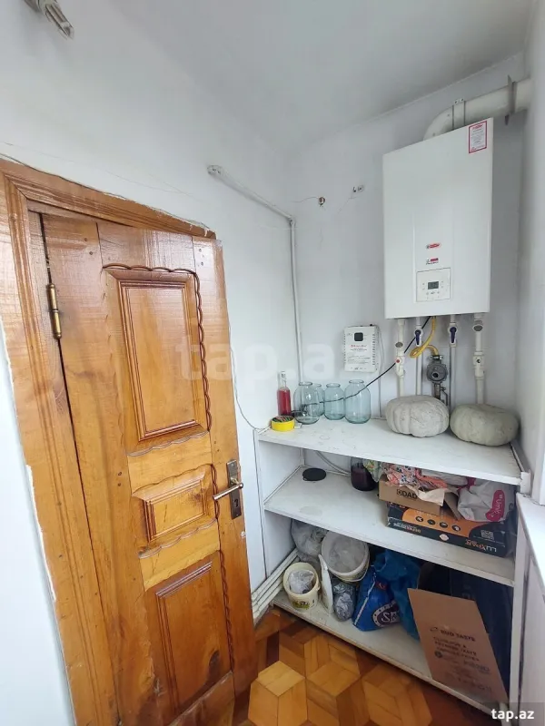 Satılır 5 otaqlı mənzil 133 m²