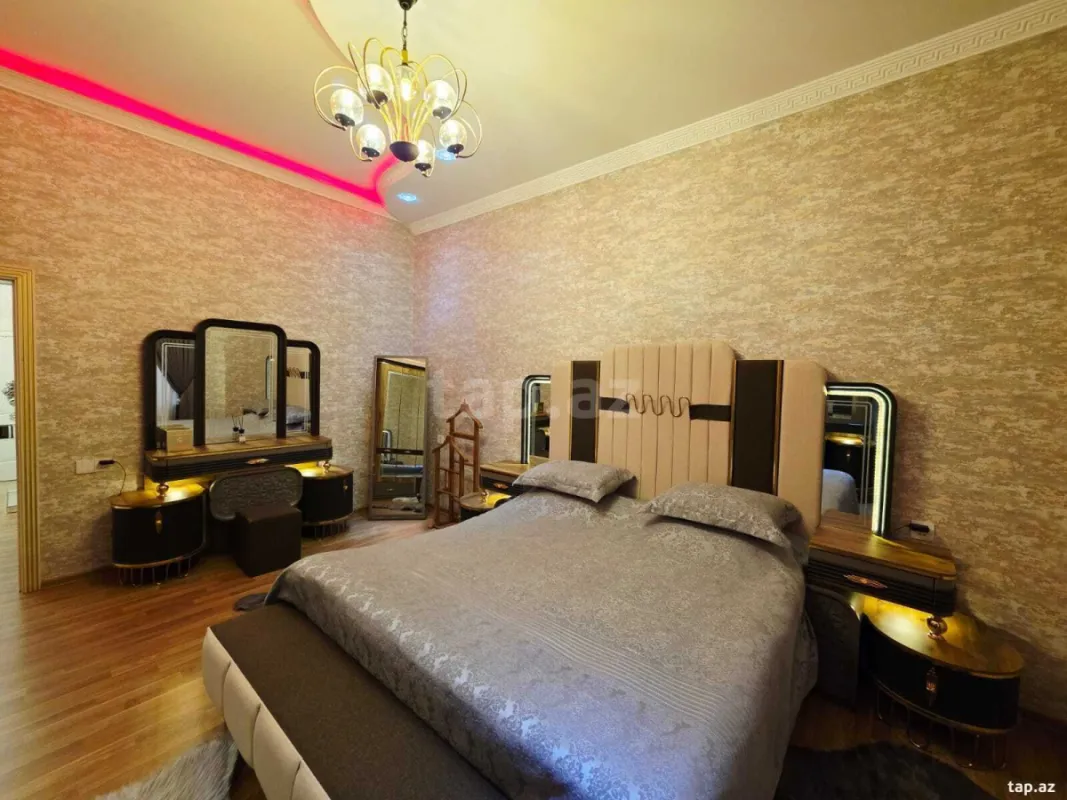 Satılır 4 otaqlı həyət evi