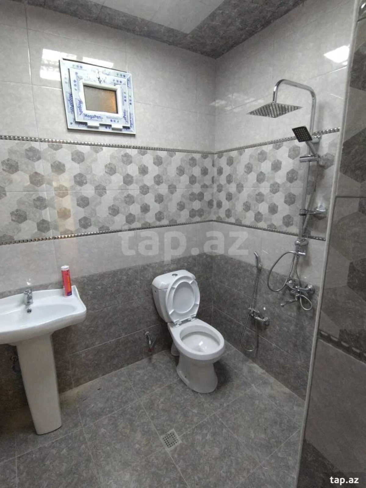 Satılır 3 otaqlı həyət evi