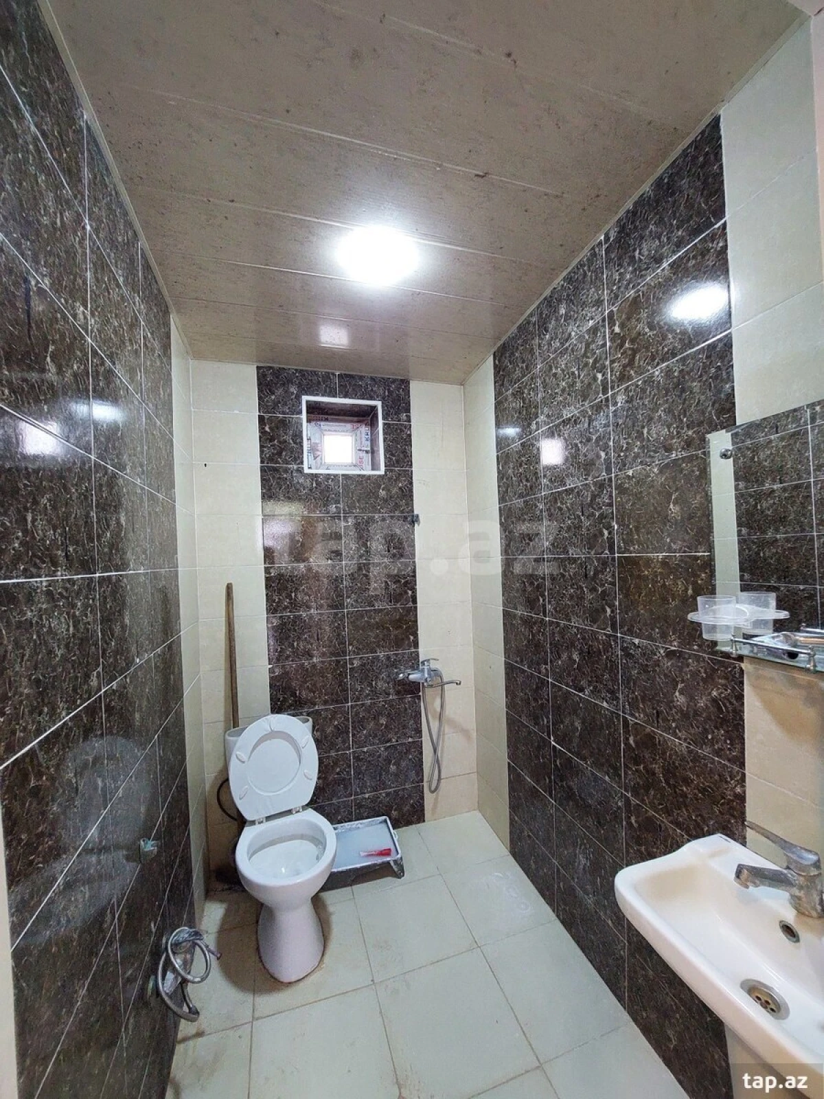 Kirayə verilir 3 otaqlı həyət evi