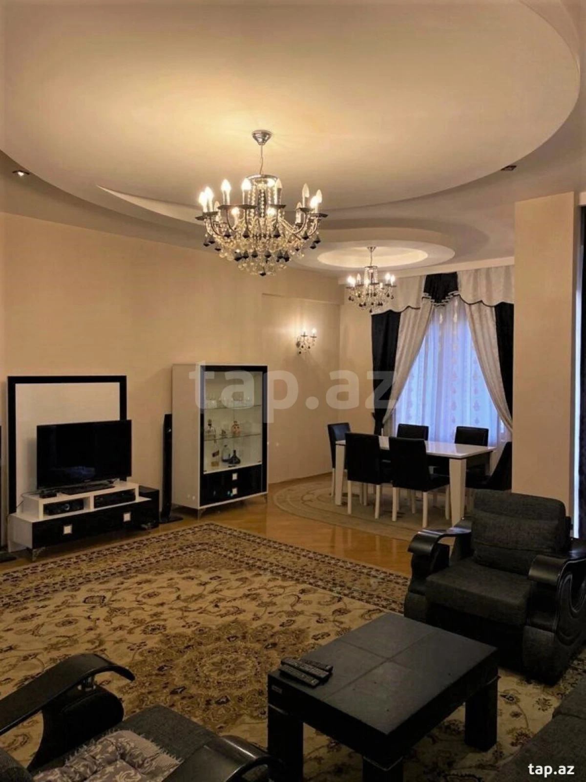 Kirayə verilir 4 otaqlı yeni tikili 210 m²