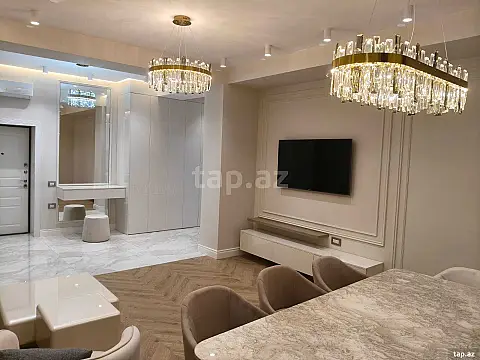 Kirayə verilir 3 otaqlı yeni tikili 115 m²