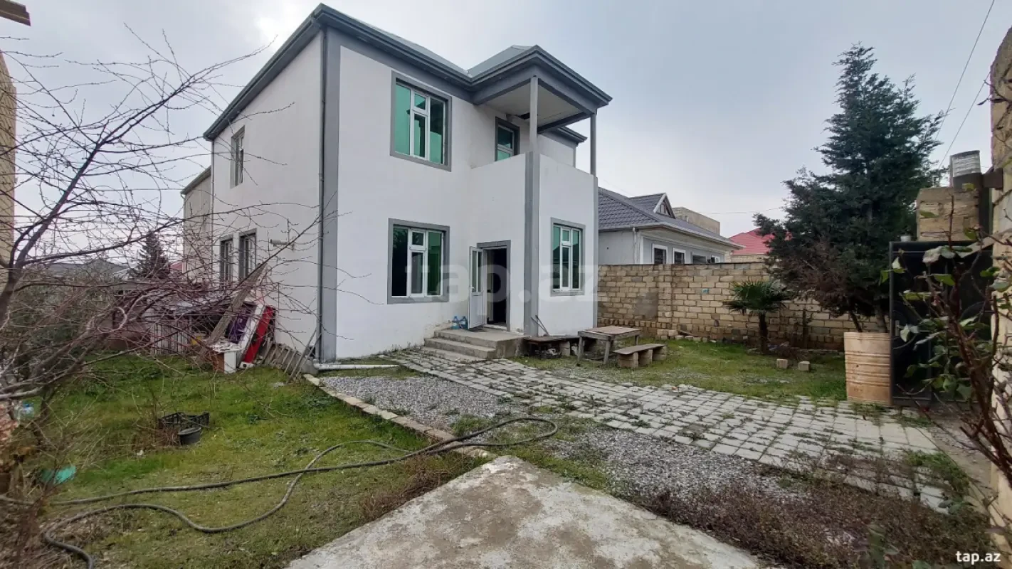 Satılır 5 otaqlı həyət evi 150 m²