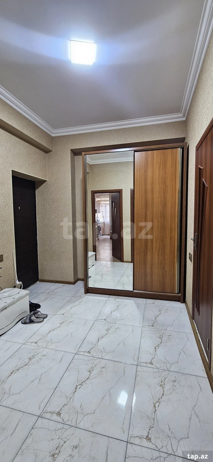 Satılır 3 otaqlı yeni tikili 70 m²
