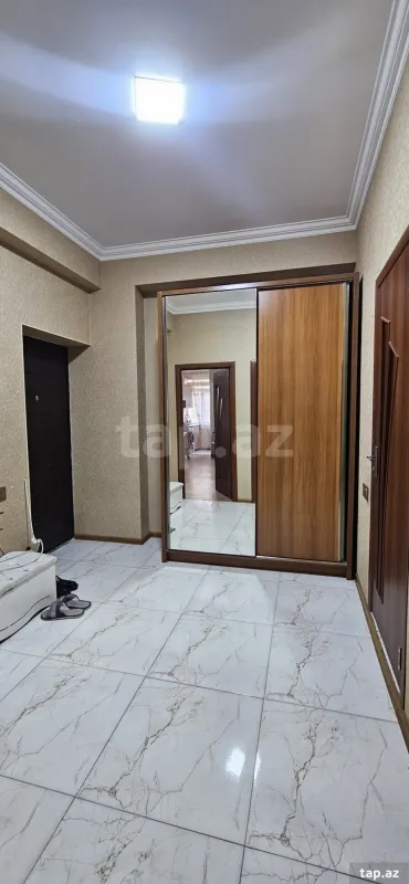 Satılır 3 otaqlı yeni tikili 70 m²