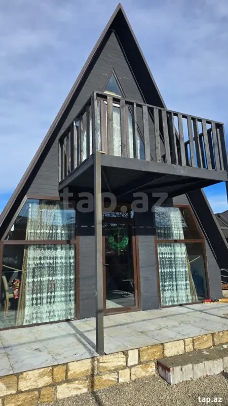 Satılır 3 otaqlı həyət evi 100 m²