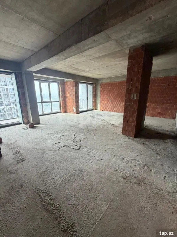 Satılır 2 otaqlı yeni tikili 117.2 m²