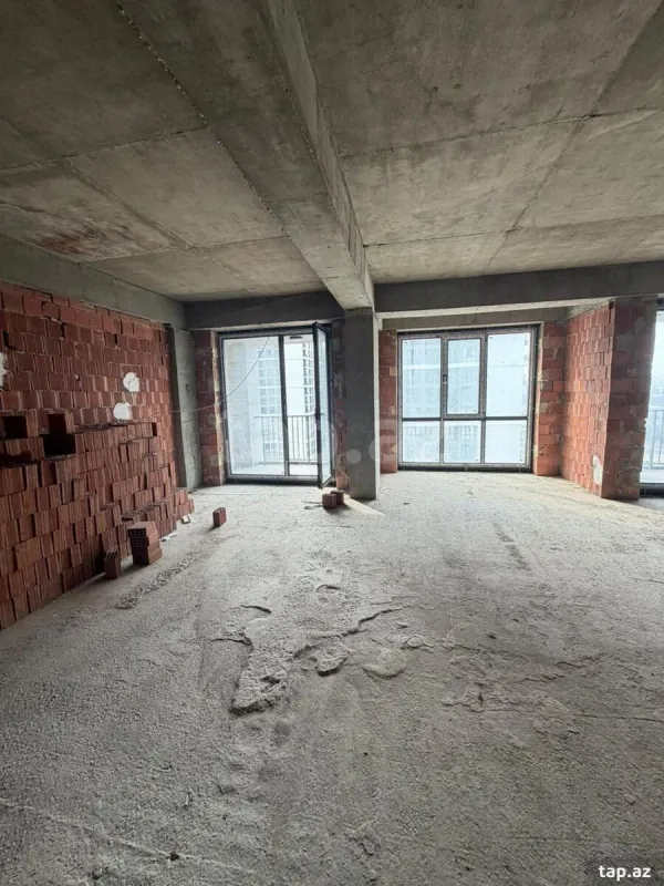 Satılır 2 otaqlı yeni tikili 117.2 m²