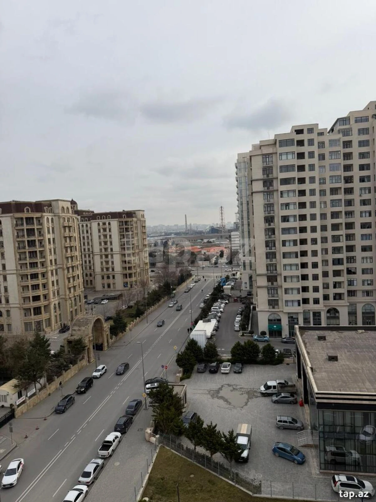 Satılır 2 otaqlı yeni tikili 117.2 m²