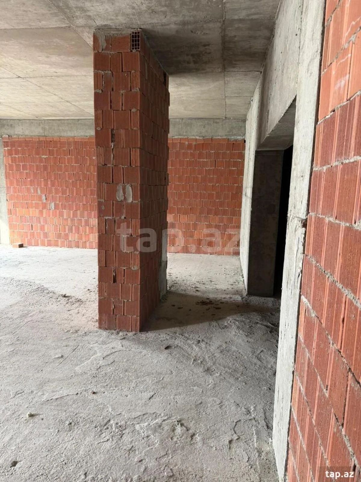 Satılır 2 otaqlı yeni tikili 117.2 m²