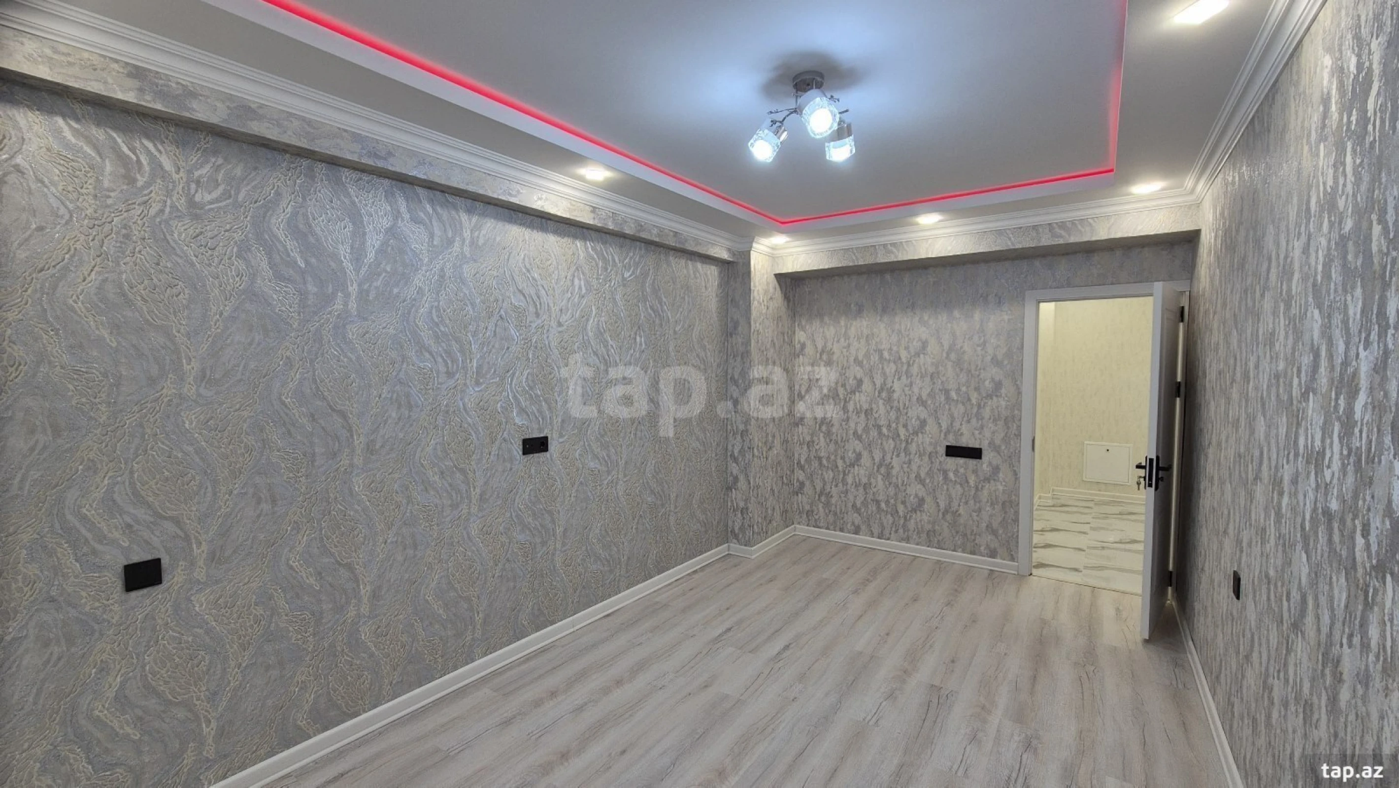 Satılır 2 otaqlı yeni tikili 62 m²