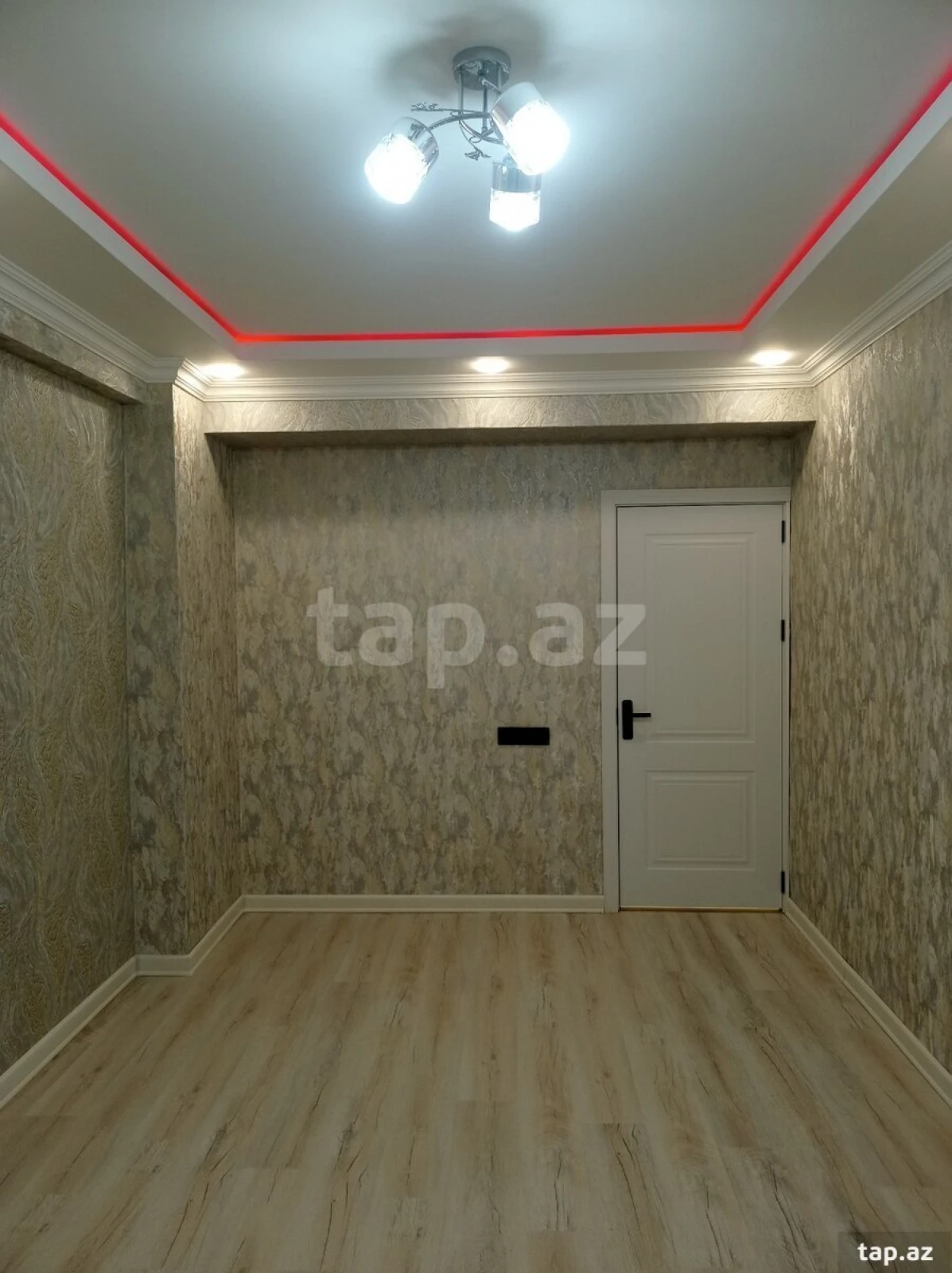 Satılır 2 otaqlı yeni tikili 62 m²