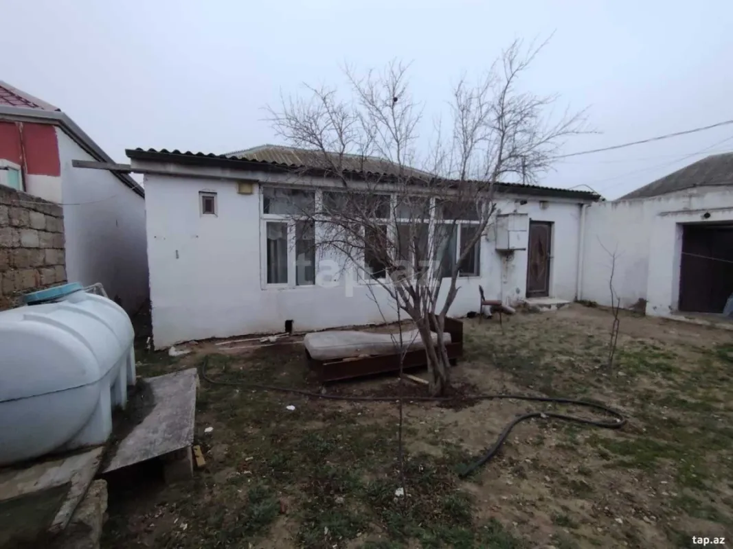 Satılır 3 otaqlı həyət evi