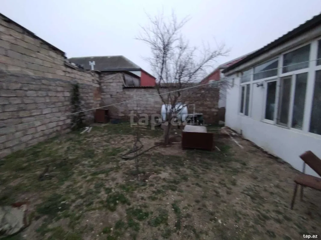 Satılır 3 otaqlı həyət evi