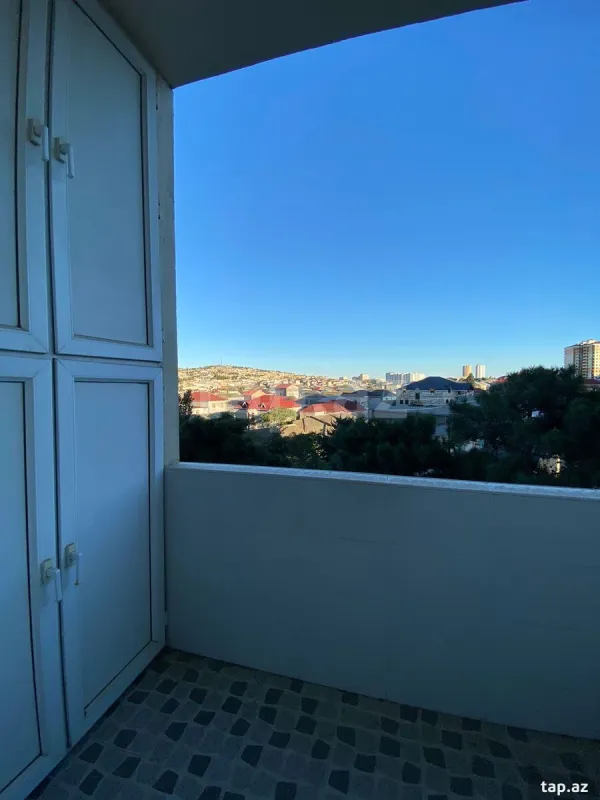 Satılır 2 otaqlı yeni tikili 95 m²