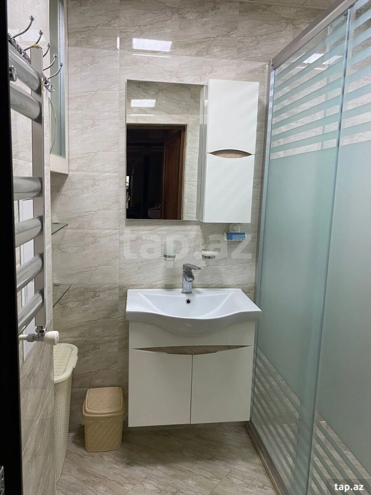 Satılır 2 otaqlı yeni tikili 95 m²