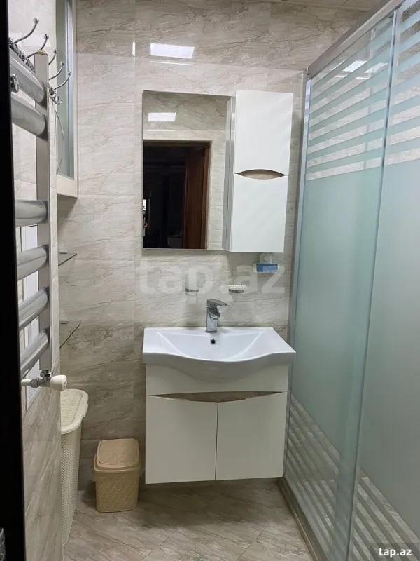 Satılır 2 otaqlı yeni tikili 95 m²
