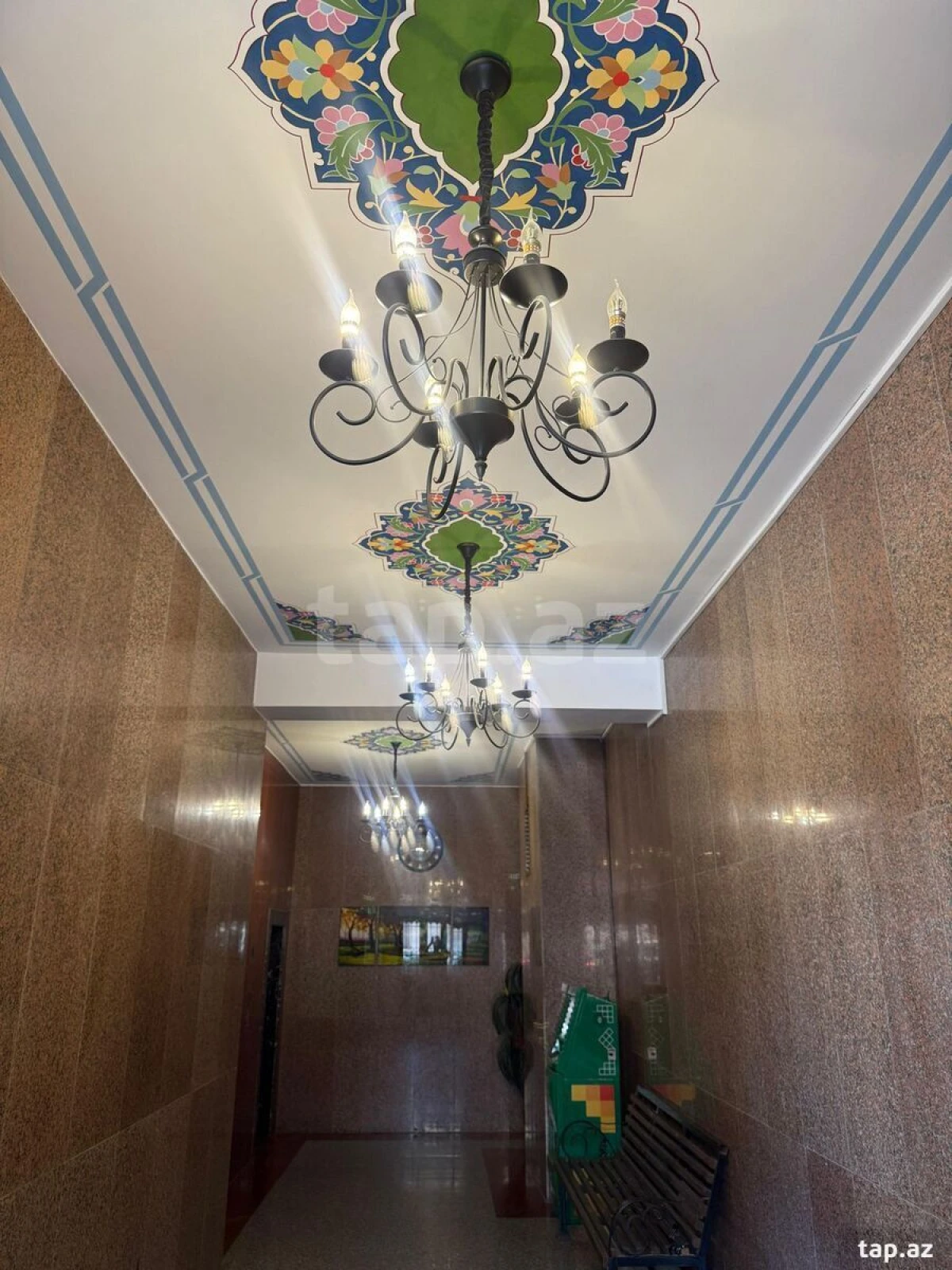 Kirayə verilir 3 otaqlı yeni tikili 160 m²