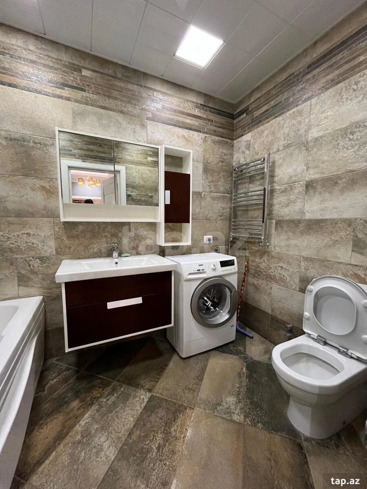 Kirayə verilir 3 otaqlı yeni tikili 104 m²