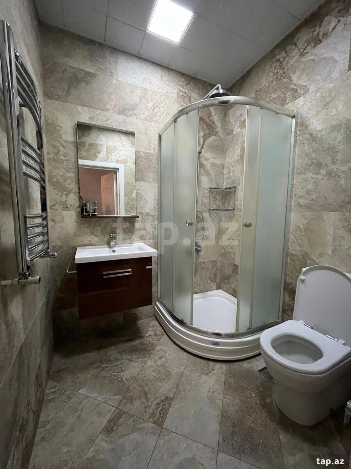 Kirayə verilir 3 otaqlı yeni tikili 104 m²